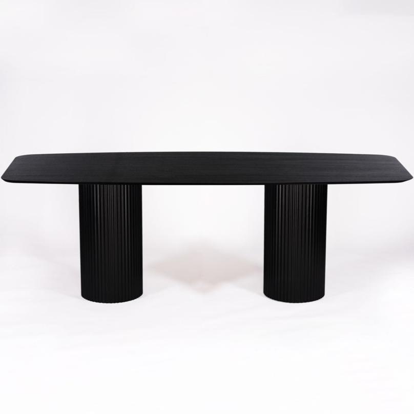 Danish Oval Yemek Masası – Tweety Ayak, Siyah Meşe