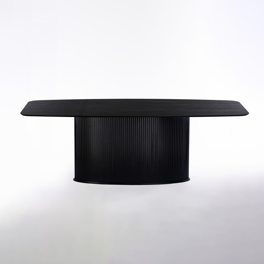 Danish Oval Yemek Masası – Apollo Ayak, Siyah Meşe